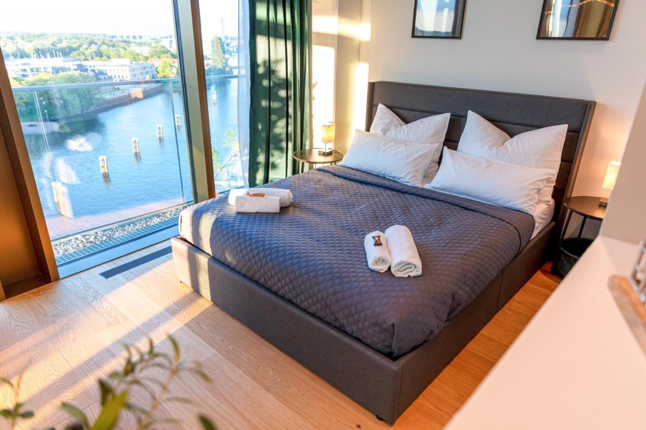 Cabana - Theview - Terrasse - Waterfront - Kostenloser Parkplatz - Wifi Oldenburg Dış mekan fotoğraf