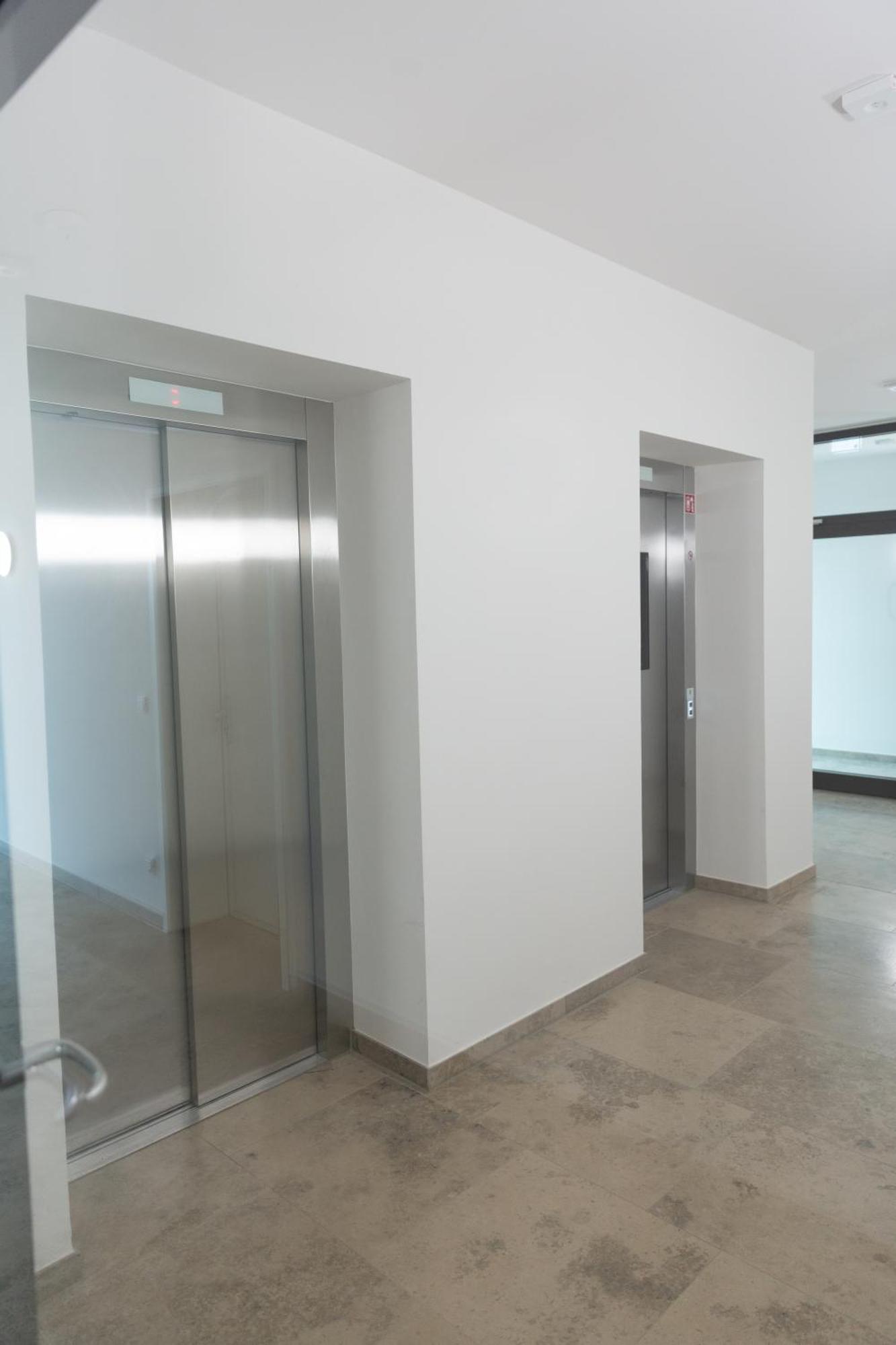 Cabana - Theview - Terrasse - Waterfront - Kostenloser Parkplatz - Wifi Oldenburg Dış mekan fotoğraf